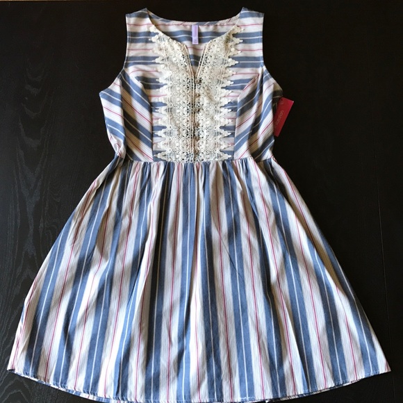 ✨ Xhilaration Indie Pin Striped Lace Bib Dress - Picture 6 of 8